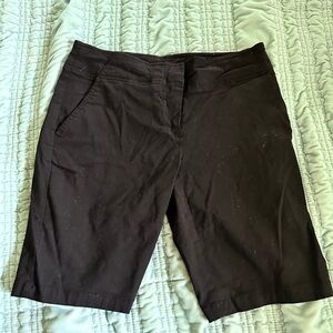 Izod Women's Black Bermuda Shorts